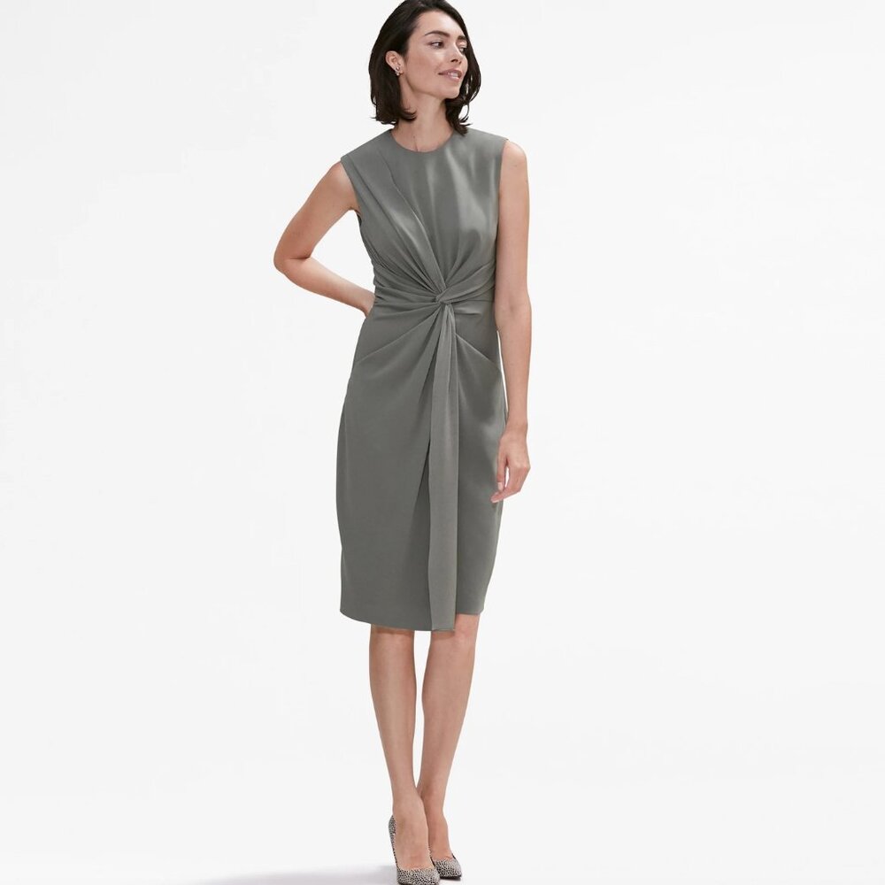 MM LaFleur Taylor Dress - Size 6 - Light Green